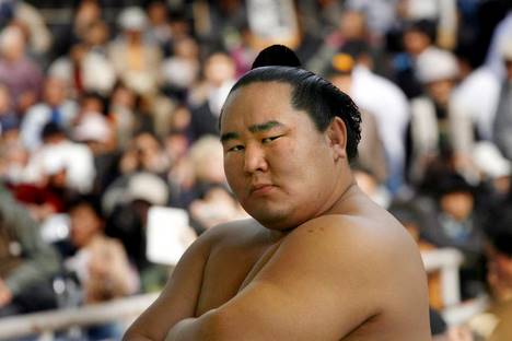 Их аварга Д.Дагвадорж 150 ортой хүүхдийн эмнэлэг барихаа амлажээ